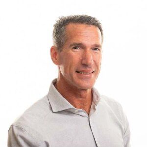 Picture of Simon Curtis