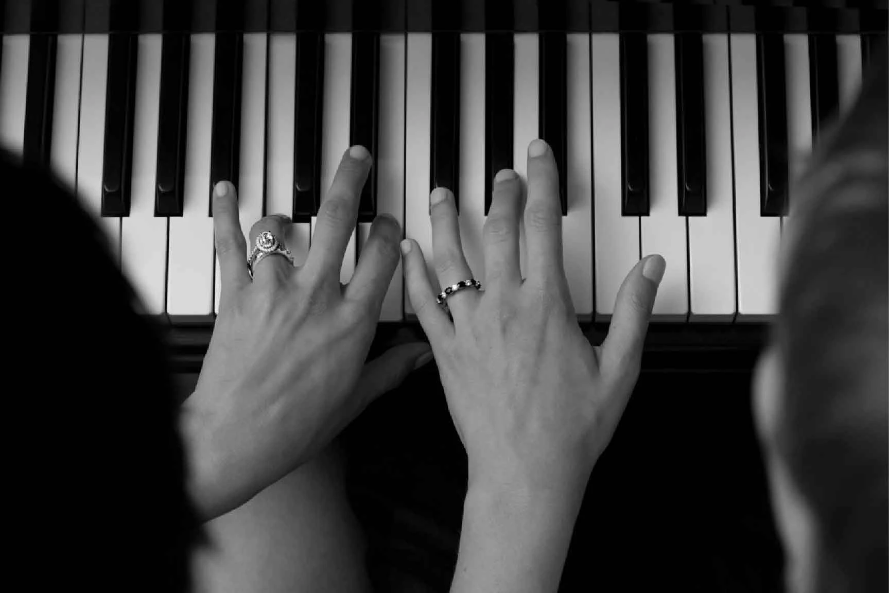 Playing piano hands