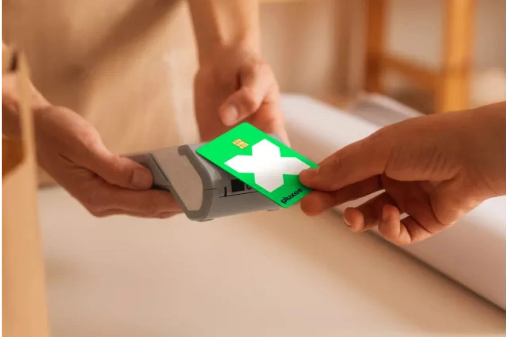 Pluxxe payment on tap